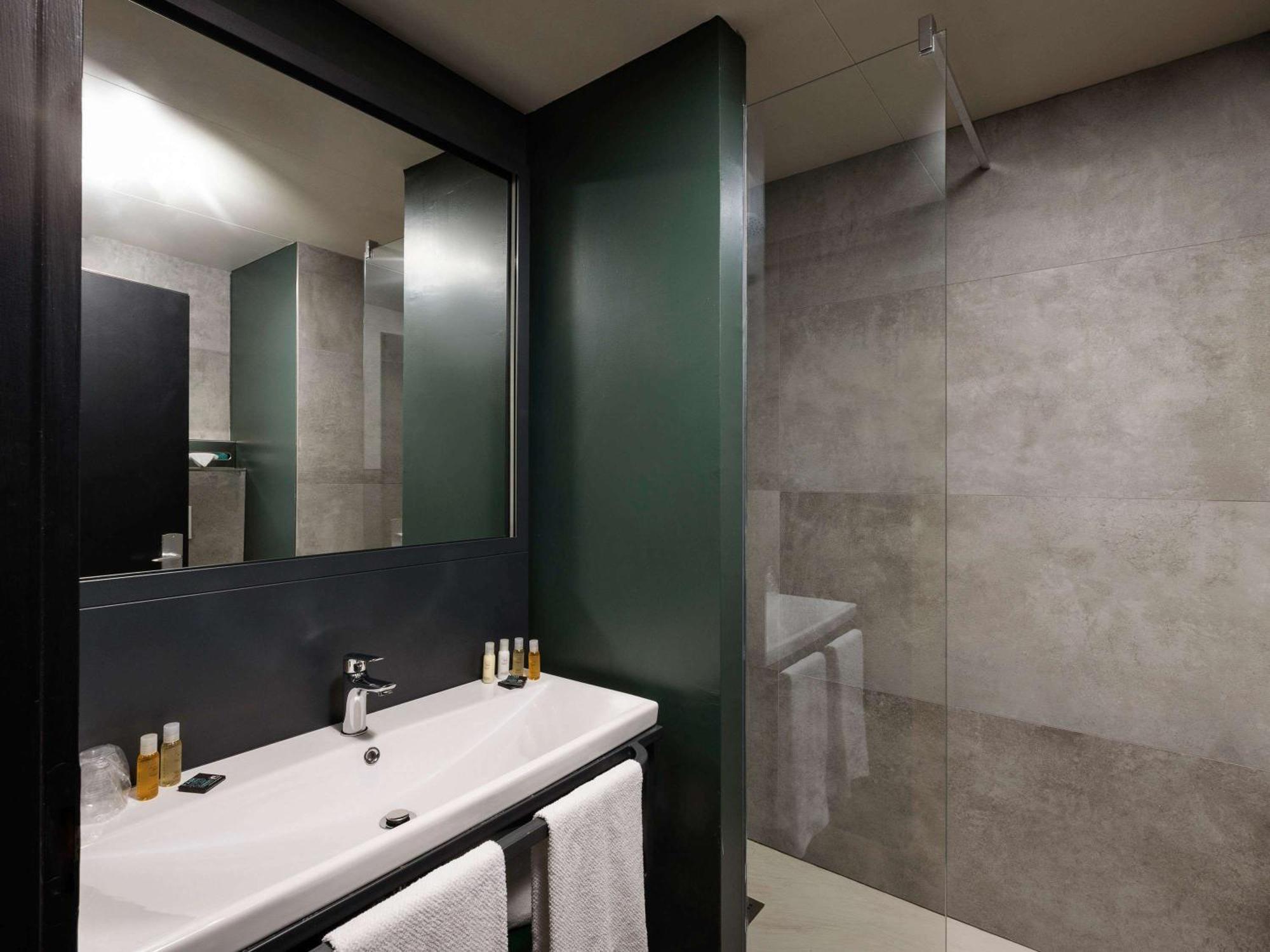 Novotel Genova City Ngoại thất bức ảnh